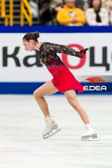 Ice Gallery Skates U.S.